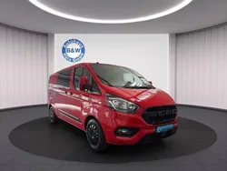 Rot Gebraucht 2018 Ford Transit Custom Trend Van / Kleinbus | 16.499 € (Guter Preis)