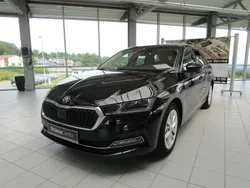 Schwarzmagic perleffekt Gebraucht 2023 Skoda Octavia Style Kombi | 28.750 € (Fairer Preis)