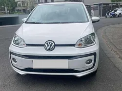 Weiß Gebraucht 2017 VW up! move up! Kleinwagen | 7.500 € (Guter Preis)