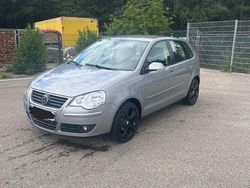 Grau Gebraucht 2008 VW Polo Limousine | 5.900 € (Teuer)