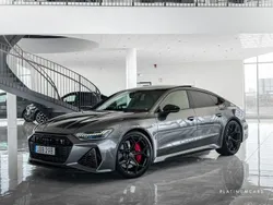 Grau Gebraucht 2024 Audi RS7 Design Kleinwagen | 143.912 €