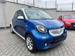 Blau Gebraucht 2015 Smart ForFour Kleinwagen | 6.990 € (Fairer Preis)