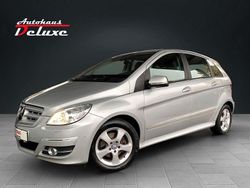 Silber Gebraucht 2011 Mercedes B200 Van / Kleinbus | 9.900 € (Teuer)