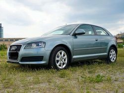 Silber Gebraucht 2009 Audi A3 Ambiente Limousine | 5.800 € (Fairer Preis)