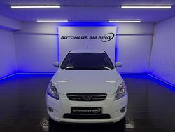 Weiß Gebraucht 2010 Kia Ceed Spirit Kleinwagen | 4.299 € (Fairer Preis)