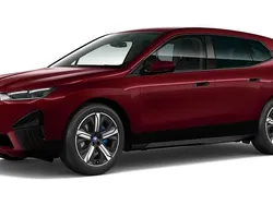 Rot Gebraucht 2025 BMW iX SUV | 57.153 € (Fairer Preis)