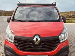 Rot Gebraucht 2018 Renault Trafic Komfort Van | 10.199 € (Fairer Preis)