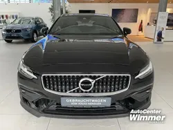 Farbe: schwarz Gebraucht 2019 Volvo V60 CC Business Edition Kombi | 34.500 € (Fairer Preis)