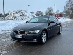 Schwarz Gebraucht 2009 BMW 320 Cabriolet Cabrio | 11.111 € (Guter Preis)