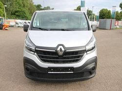 Platingrau metallic Gebraucht 2020 Renault Trafic Van / Kleinbus | 27.900 € (Fairer Preis)