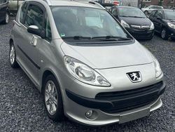 Grau Gebraucht 2005 Peugeot 1007 Premium Kleinwagen | 900 € (Superpreis)