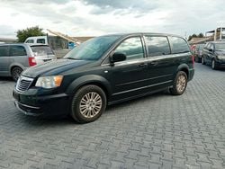 Schwarz Gebraucht 2014 Lancia Voyager Van / Kleinbus | 4.180 € (Guter Preis)