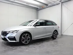 Silber Gebraucht 2023 Skoda Octavia RS Kombi | 39.589 € (Fairer Preis)