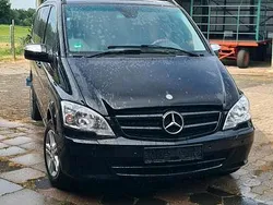Schwarz Gebraucht 2010 Mercedes Viano Van / Kleinbus | 15.500 € (Teuer)