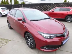 Toyota Auris Hybrid