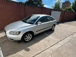Silber Gebraucht 2005 Volvo S40 Limousine | 2.990 €