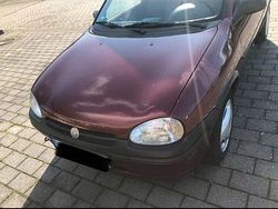 Rot Gebraucht 1996 Opel Corsa Kleinwagen | 750 € (Superpreis)