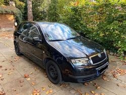 Schwarz Gebraucht 2004 Skoda Fabia Kleinwagen | 1.000 € (Guter Preis)
