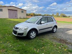 Silber Gebraucht 2011 Suzuki SX4 Club SUV | 8.900 € (Etwas zu teuer)