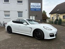 Weiß Gebraucht 2013 Porsche Panamera Platinum Edition Limousine | 24.900 € (Fairer Preis)
