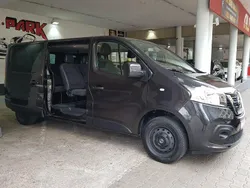 Schwarz Gebraucht 2018 Nissan NV300 Premium Edition Van | 18.490 € (Fairer Preis)