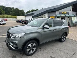 Grün Gebraucht 2018 Ssangyong Rexton Quartz SUV | 16.900 € (Fairer Preis)