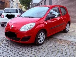 Rot Gebraucht 2008 Renault Twingo Expression Kleinwagen | 2.850 € (Fairer Preis)