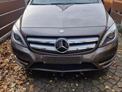 Grau Gebraucht 2013 Mercedes B220 Van / Kleinbus | 10.450 € (Etwas zu teuer)