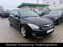Schwarz Gebraucht 2012 Hyundai i30 Edition Limousine | 3.900 € (Superpreis)