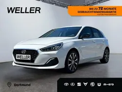 Weiss Gebraucht 2020 Hyundai i30 YES! Limousine | 16.940 € (Fairer Preis)
