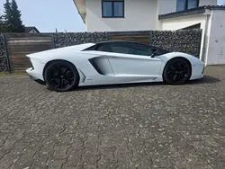 Weiß Gebraucht 2012 Lamborghini Aventador Coupé | 259.000 €