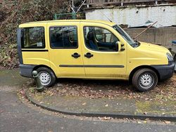 Gelb Gebraucht 2001 Fiat Doblò Van / Kleinbus | 720 €