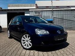 Blau Gebraucht 2004 VW Golf V Kleinwagen | 5.000 € (Fairer Preis)