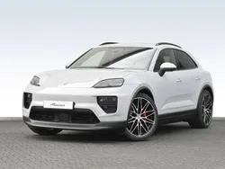 Eisgraumetallic Gebraucht 2024 Porsche Macan SUV | 99.800 € (Superpreis)