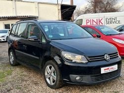 Schwarz Gebraucht 2014 VW Touran Trendline Van / Kleinbus | 6.990 € (Guter Preis)