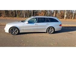 Silber Gebraucht 2008 Mercedes E200 Kombi | 3.750 € (Fairer Preis)