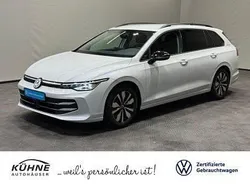 Oryxweiß perlmutteffekt Gebraucht 2024 VW Golf VIII Goal Kombi | 30.930 € (Superpreis)
