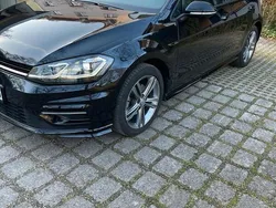 Schwarz Gebraucht 2017 VW Golf VII R-line Limousine | 15.190 € (Fairer Preis)