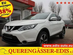 Weiß Gebraucht 2015 Nissan Qashqai Tekna SUV | 14.990 € (Etwas zu teuer)