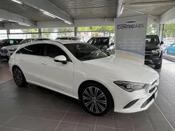 Weiß Gebraucht 2023 Mercedes CLA200 Shooting Brake Advanced Kombi | 30.999 € (Fairer Preis)