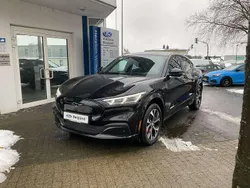 Absolute black schwarz Gebraucht 2024 Ford Mustang Mach-E SUV | 44.590 € (Fairer Preis)