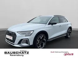 Gletscherweiss (weiss) Gebraucht 2024 Audi A3 Ambiente Limousine | 47.880 €
