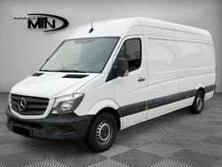 Weiß Gebraucht 2017 Mercedes 316 Van | 18.990 € (Fairer Preis)