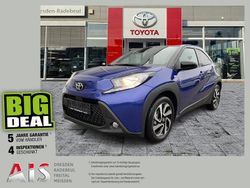 Juniper blue (8y8)/ black mica Neu 2025 Toyota Aygo X SUV | 14.990 € (Guter Preis)
