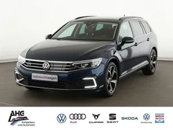 Blau Gebraucht 2022 VW Passat GTE Kombi | 26.730 € (Etwas zu teuer)