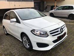 Weiß Gebraucht 2018 Mercedes B160 Van / Kleinbus | 9.900 €