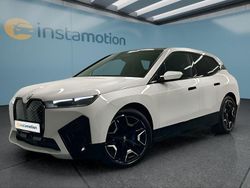 Weiß Gebraucht 2023 BMW M240 SUV | 46.849 € (Guter Preis)