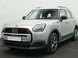 Grau Gebraucht 2024 Mini Countryman Classic SUV | 30.367 € (Guter Preis)