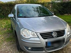 Grau Gebraucht 2008 VW Polo Limousine | 2.600 € (Fairer Preis)