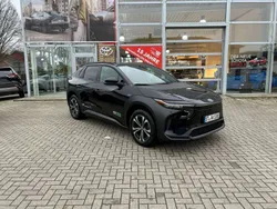 Onyx schwarz Neu 2025 Toyota bZ4X SUV | 37.500 € (Guter Preis)